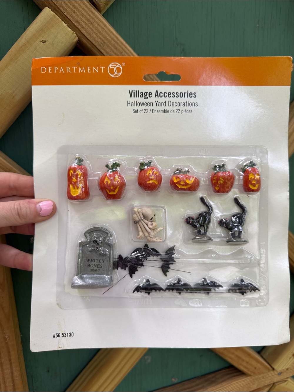 Department 56 Halloween Village Accessories - Orange, Black, White